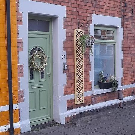 Just The Splott! Sleeps 6, 8 Mins To Stadium. Cardiff Luaran gambar
