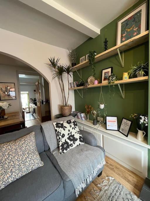 Just The Splott! Sleeps 6, 8 Mins To Stadium. Cardiff Luaran gambar