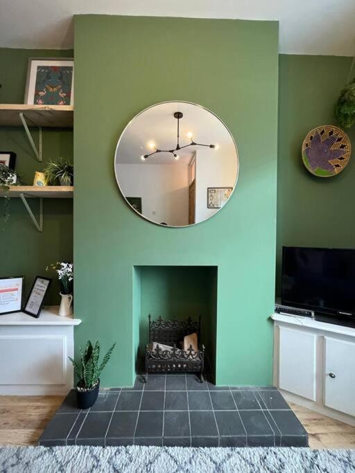 Just The Splott! Sleeps 6, 8 Mins To Stadium. Cardiff Luaran gambar